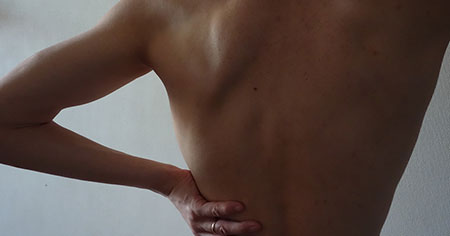 Convivir con el dolor crónico de la Fibromialgia Imagen representativa de los síntomas de la Fibromialgia y su impacto en la vida diaria